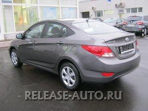 Hyundai Solaris (Хендай Солярис) МКПП седан 1.6 - 2011  отзыв